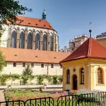 Adria 4* Praag