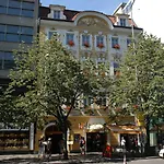 Adria Hotel