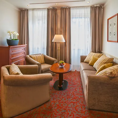 Adria Hotel 4*
