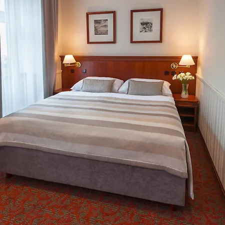 Adria Hotel Praga