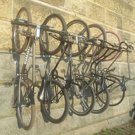 Adria Praga