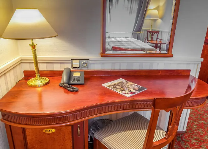 Adria Hotel