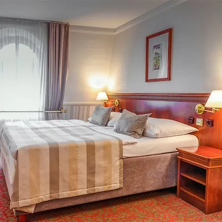 Adria Hotel